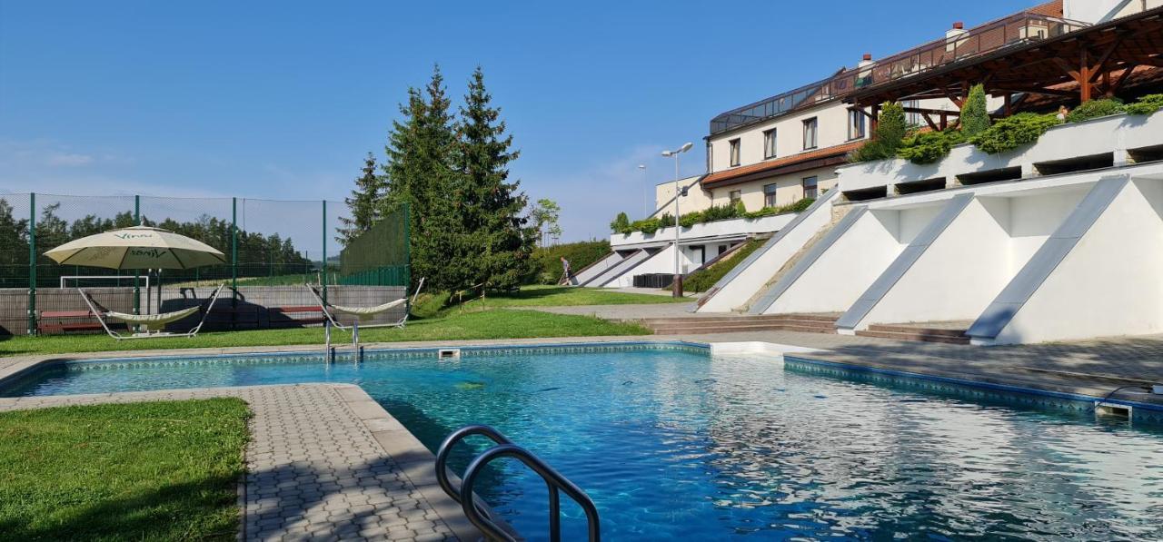Hotel Berounka Hrebecniky Ngoại thất bức ảnh